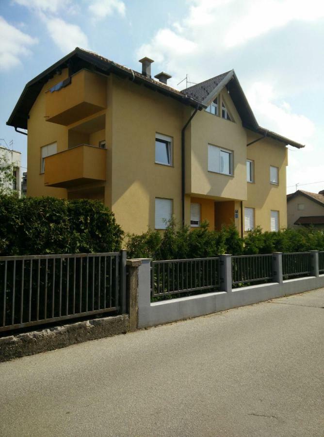 Apartment Contento Zagreb Ngoại thất bức ảnh